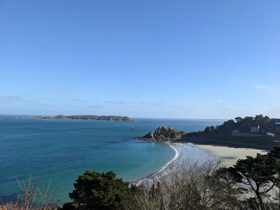 La plage de Trestrignel, à 5 minutes à pied